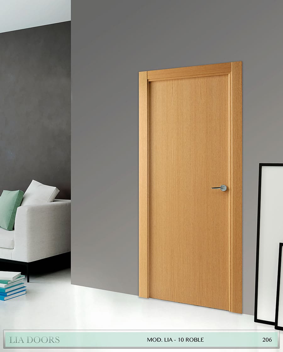 Puerta barniz Roble Veta vertical al hilo en block Ciega BL Modelo 10 Roble